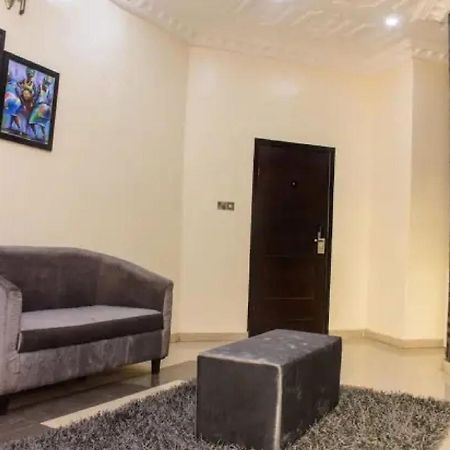 Room In Lodge - Ambience Hotels Abujahome For Leisure And Business Travellers Exteriör bild